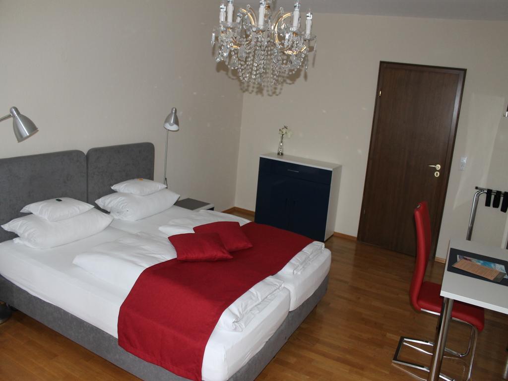 Hotel Garni Bellevue باد فسينغ الغرفة الصورة